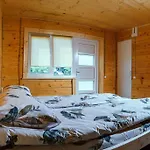 на ґанку Verkhovyna